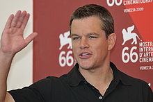 Matt Damon salue le public à la 66ème Mostra de Venise