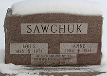 Accéder aux informations sur cette image nommée Tombstone of Terry Sawchuk.jpg.