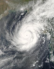 Cyclone Mala 28 apr 2006 0405Z.jpg