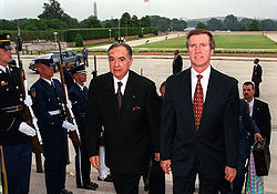 Ben Yahia and Cohen at Pentagon.jpg