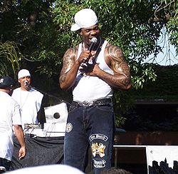 Busta Rhymes 2005.jpg