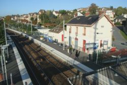 Juziers - Gare03.jpg