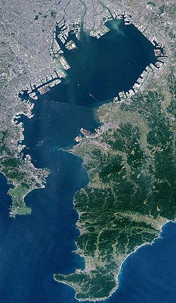 Image satellite de la baie de Tōkyō.