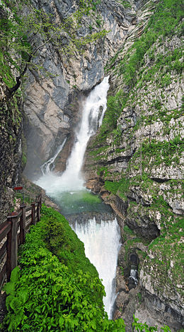 La cascade de Savica.