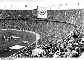 Bundesarchiv B 145 Bild-P017073, Berlin, Olympische Spiele im Olympiastadion.jpg