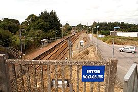 La halte SNCF et l'entrée voyageurs (en 2009)