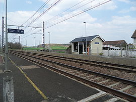 Gare SNCF de Dangé.jpg