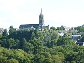 Le bourg de Poullaouen vu de "La Mine"