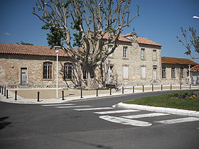 Ancien groupe scolaire de Mas-Thibert