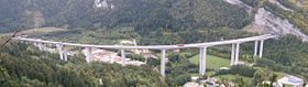 Photographie de la route A 40 : A40 au niveau du Viaduc de Nantua