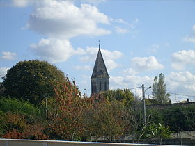 Le centre-bourg et le clocher de l'église