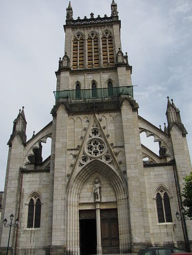 Extérieur de la cathédrale Saint-Jean-Baptiste de Belley
