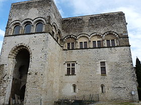 Image illustrative de l'article Château des Adhémar