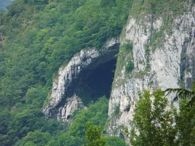La grotte du Mail du Faucon, à Eup
