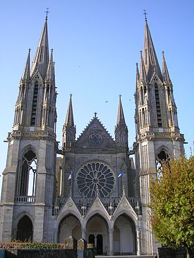 Basilique Notre-Dame-de-Pontmain.