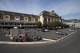 La gare côté Seine (cour des départs)