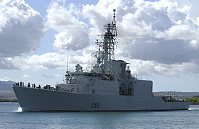 HMCS Algonquin (DDH 283)3.jpg