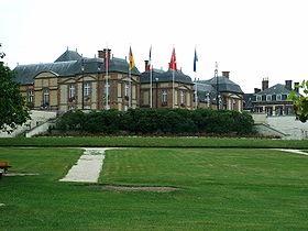 Le château, hôtel de ville de L'Aigle