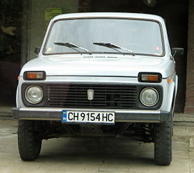 Lada Niva - Dénomination officielle : VAZ-2121 "Niva" ((ru) ВАЗ-2121 "Нива") pour la 3 p. et VAZ-2131 "Niva" ((ru) ВАЗ-2131 "Нива")