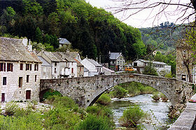 Image illustrative de l'article Le Pont-de-Montvert