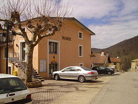 La mairie de Lesparrou.