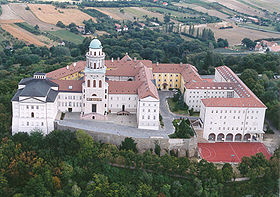 Vue aérienne de l'abbaye