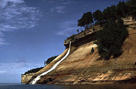 Image illustrative de l'article Pictured Rocks National Lakeshore