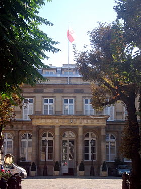 Polska Ambasada w Paryzu.JPG
