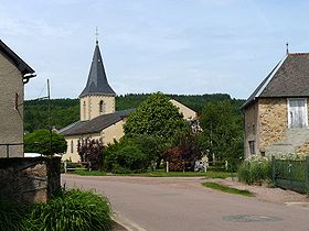 Roussillon-en-Morvan et son église
