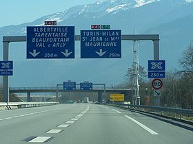 Photographie de la route A 430 : La séparation des autoroutes A430 et A43