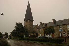 Le bourg et son église Saint-Jean-Baptiste