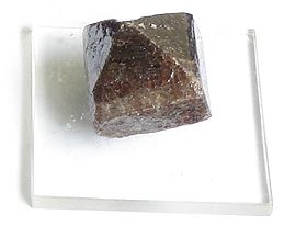 cristal de zircon