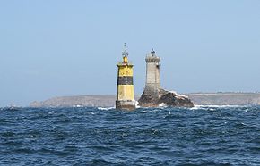 La Plate devant le phare de la Vielle