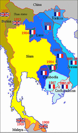 Régions indochinoises sous domination française ou britannique, avec dates. Pour la partie française : Cochinchine (1864) ; Cambodge (1867, 1907) ; Annam (1874) ; Tonkin (1884) ; Laos (1893).