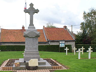 Monument Necropole Maroeuil.jpg