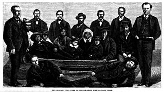 Photographie de George Tyson et des autres survivants de l'expédition Polaris.
