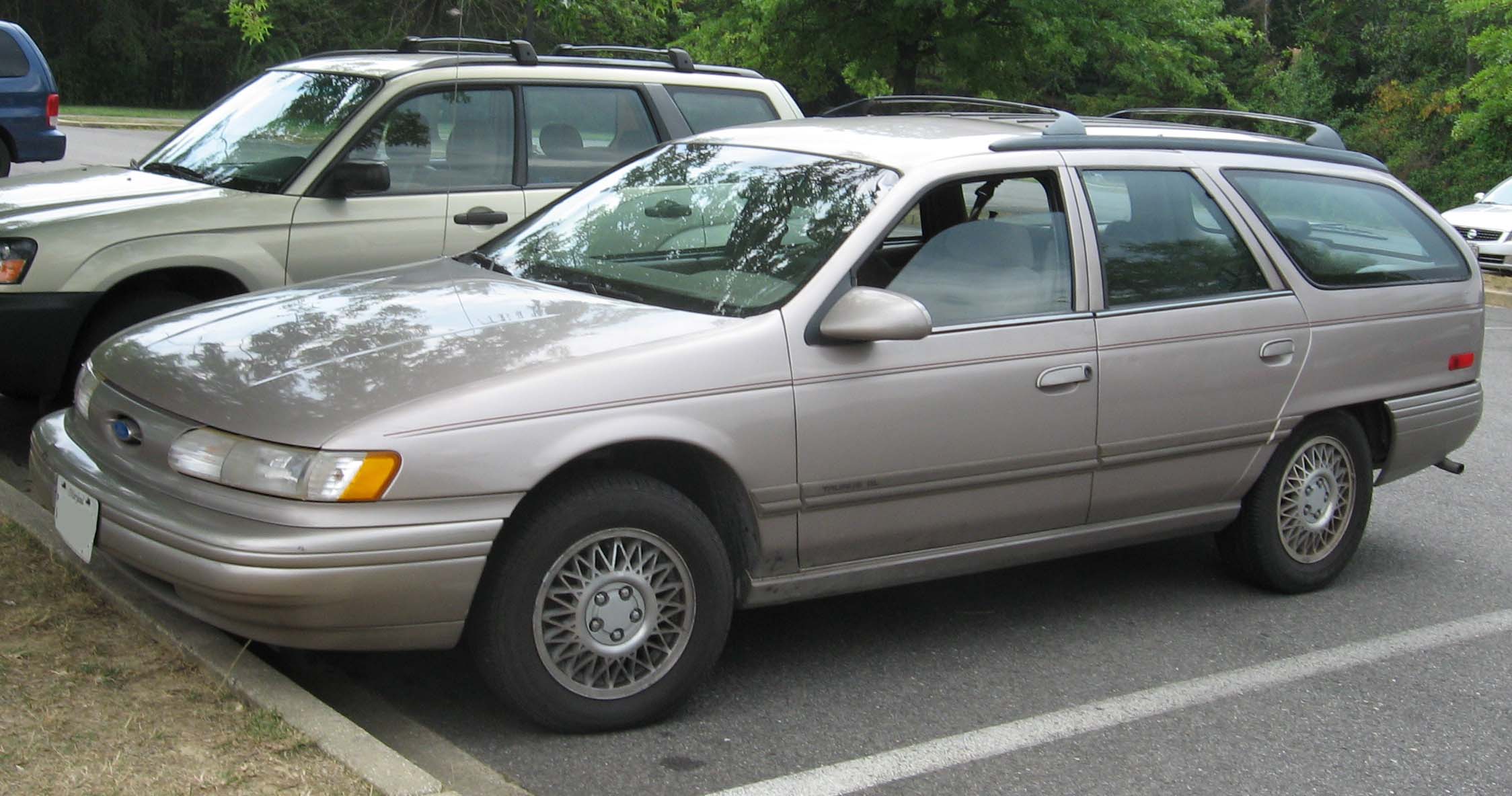 Ford taurus wagon 1992-95