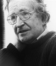 Noam Chomsky en avril 2005